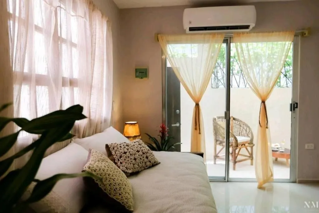 Hiphipstay - The Pablo Escobar Villa Tulum
