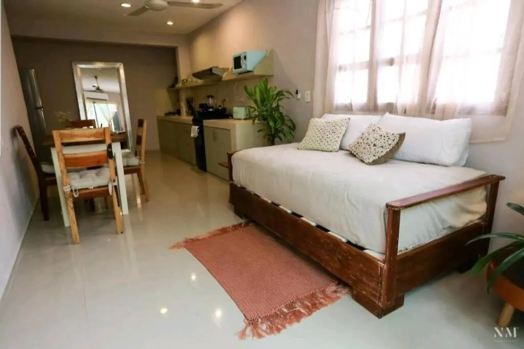 Hiphipstay - The Pablo Escobar Villa Tulum